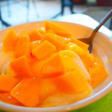 芒果雪花冰　１００元