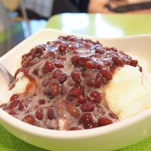 紅豆雪花冰　６５元
