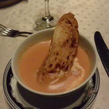 スープのロブスタービスク。これは美味しかったです