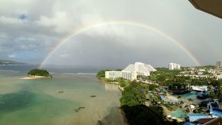 ホテルに宿泊して楽しむべし
