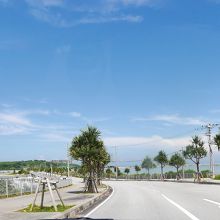 島への連絡道路