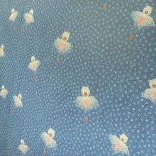 マリンコースのバスのシート。クリオネの模様。