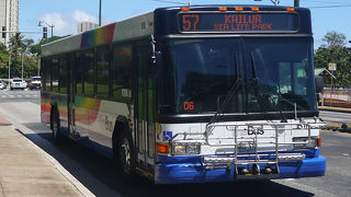 ワイキキからカイルア・ラニカイ方面へ