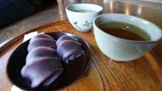 “赤福だけではなく、この佇まい、景色、季節、その空間すべてが赤福をうまくする。”