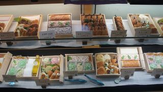 食べてもよし。眺めてもよしの蒲鉾屋さんです