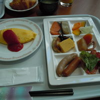 焼きたてのオムレツが美味しい。