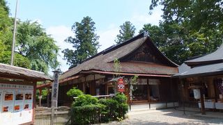 後醍醐天皇の玉座や義経の匿われた部屋があります