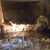 洞窟風呂・ぬるめです