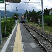 ＪＲ大糸線はワンマン電車で切符は車内で買います