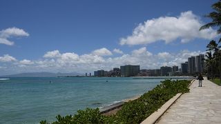 クヒオビーチから見たワイキキ
