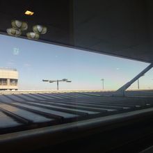 飛行機が見えます．