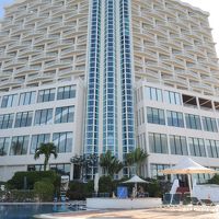 海側のプールから