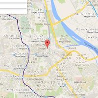 町の地図です。北には、ニューデリーの駅があります。