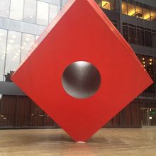 レッドキューブ