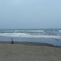 隣接する一松海水浴場