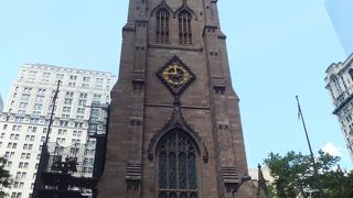 荘厳なゴシック様式