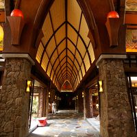 ロビーに入った瞬間　ディズニーの世界に引き込まれます