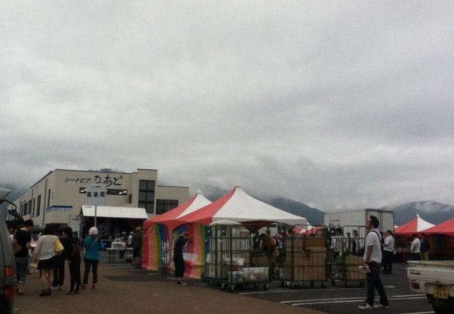 ちょっと奥に入った道の駅