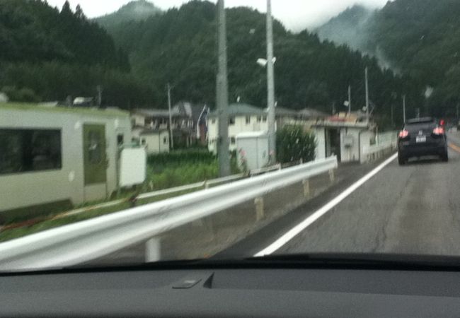 国道１０６号沿いの無人駅