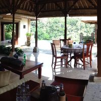 解放的過ぎるダイニング(笑)