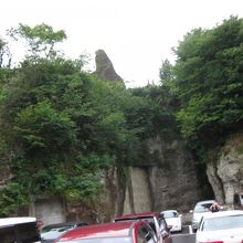 駐車場から平和観音の後頭部が見えます。