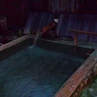 露天、あまり大きくありませんが、標高高い夜空は絶景。