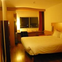 シンプルでキレイな室内