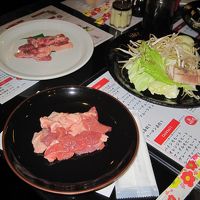 お肉の盛り付けです