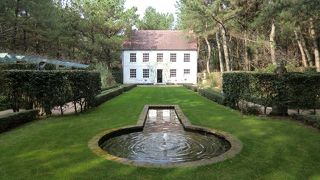 このあたり一帯の総称で。さまざまな見どころや施設があります。