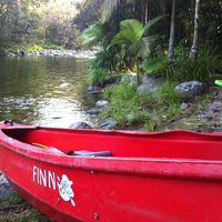 川でカヌーで遊びました