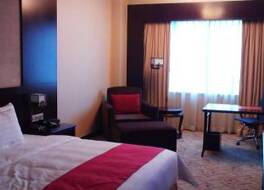 クラウンプラザ シャンハイ プードン バイ IHG 写真