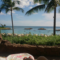 プールサイドからラグーンを