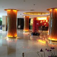 空港からタクシードライバーに言えば誰でも知っています