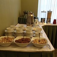 食事代の高い現地では朝食が宿泊費に含まれていると助かります