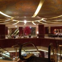 地階にはパーティー会場などがあります。