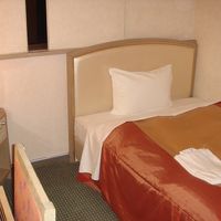 部屋はシンプルです