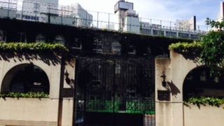 震災復興小学校の雄