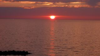 瀬波温泉の目の前