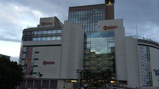 駅前立地です。