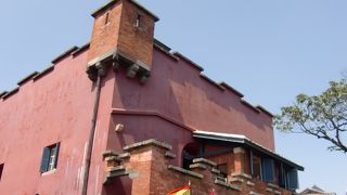 MRTで気軽に行けます．