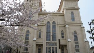 ノートルダム寺院に似てますね