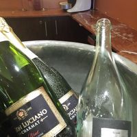 スパークリングワイン、ロゼワイン、どっちも美味しい〜♪