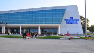 新しそうな空港