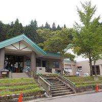 まわりは山です