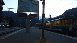 スイスの駅は改札がない！