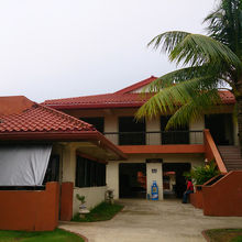 一応、観光バスもここに止まるようになってるようです。