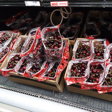 食品も豊富にありますので、BBQとかやる方にはオススメです。