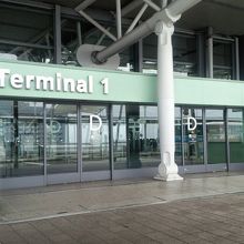 KANSAI-AIRPORT TERMINAL１。