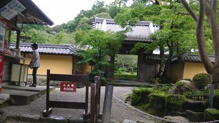 国宝本堂の中で案内説明がありました