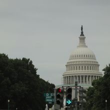 遠くから見ても大きい